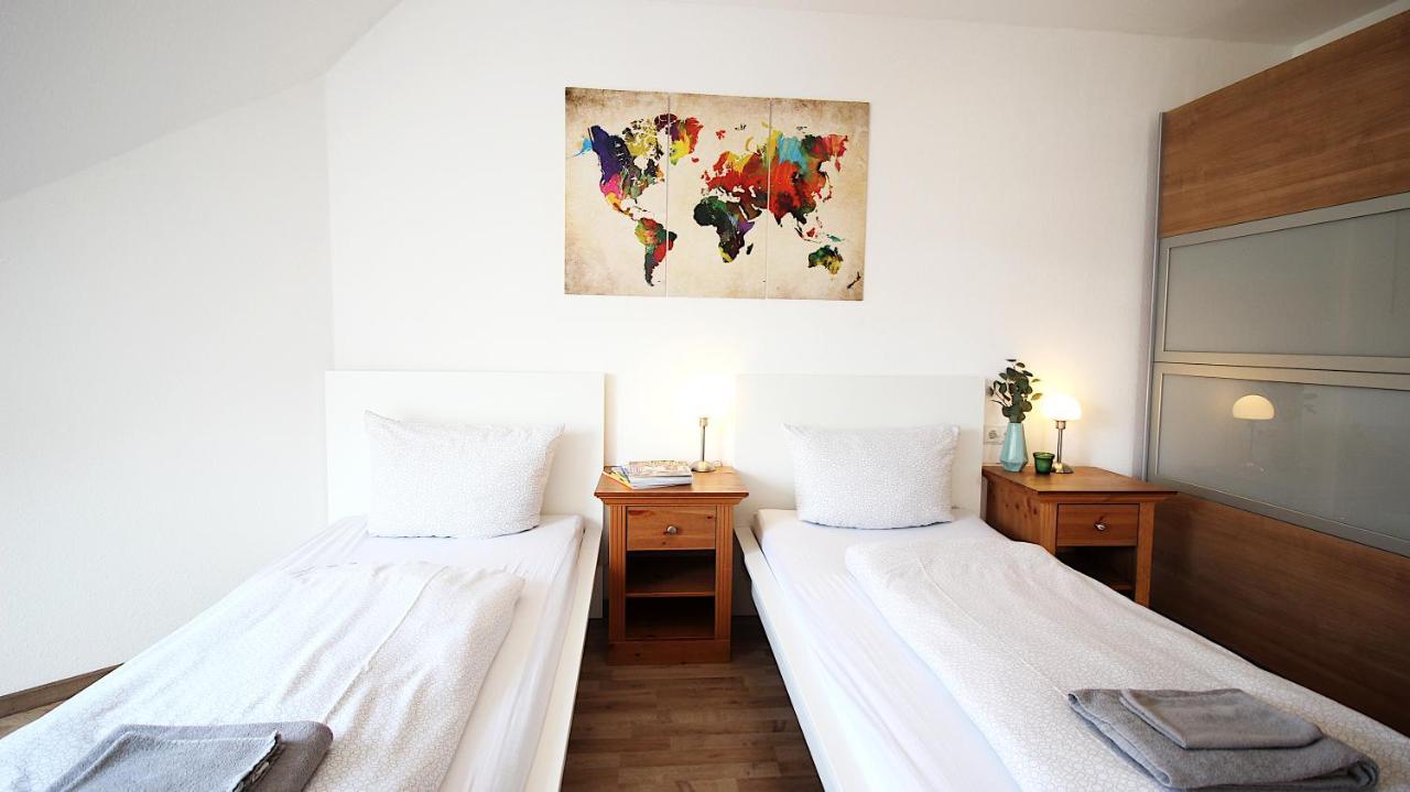 Homie Stay Zell - Apartment Mit Privatparkplatz Zell am Main Kültér fotó