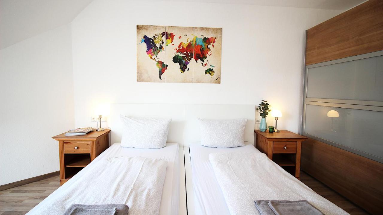 Homie Stay Zell - Apartment Mit Privatparkplatz Zell am Main Kültér fotó