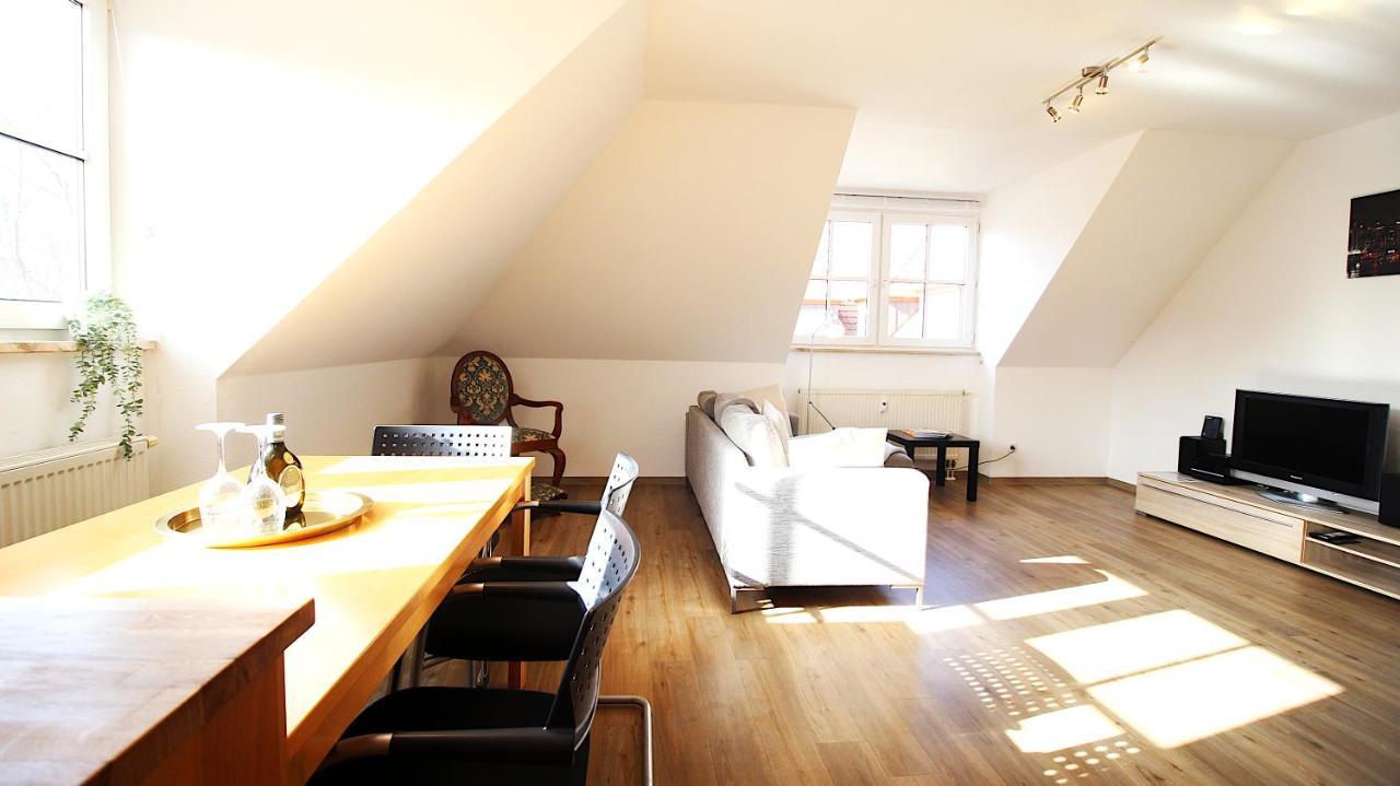Homie Stay Zell - Apartment Mit Privatparkplatz Zell am Main Kültér fotó