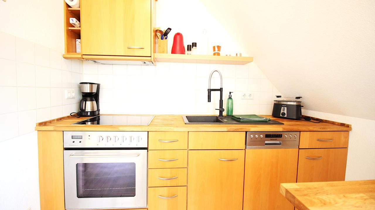 Homie Stay Zell - Apartment Mit Privatparkplatz Zell am Main Kültér fotó